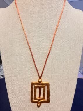 Vintage Gold Tone Geometric Pendant Necklace 30”
